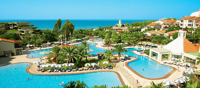 Hotel Barut Hotel Arum Resort &amp; Spa - for børnefamilier som vil have det lidt bedre.