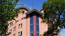 Hotel Ibis Heroes Square – bestil nemt og bekvemt hos Spies
