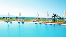 Sunprime Platanias Beach Suites & Spa - for dig som vil bo godt uden børn.