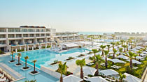 Børnevenlige hotel Avra Imperial Beach Resort & Spa.