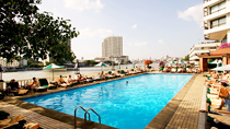 Royal Orchid Sheraton - romantisk ferie.