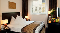 Hotel Boutique Hotel Zara – bestil nemt og bekvemt hos Spies