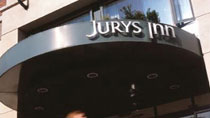 Hotel Jurys Inn Custom House – bestil nemt og bekvemt hos Spies