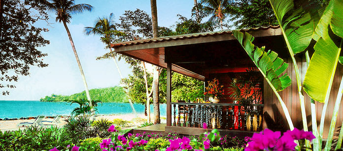 Slap helt af på et spa-hotel - Sheraton Langkawi Beach Resort.