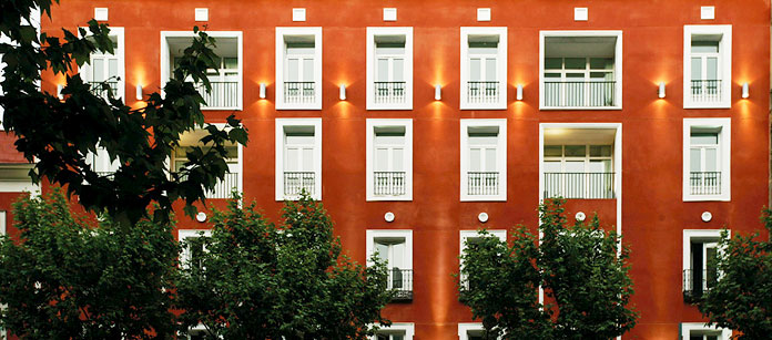 Hotel Petit Palace Embassy – bestil det hos Spies.