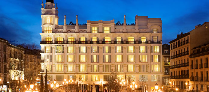 ME Madrid Reina Victoria - romantiske hoteller med Spies.