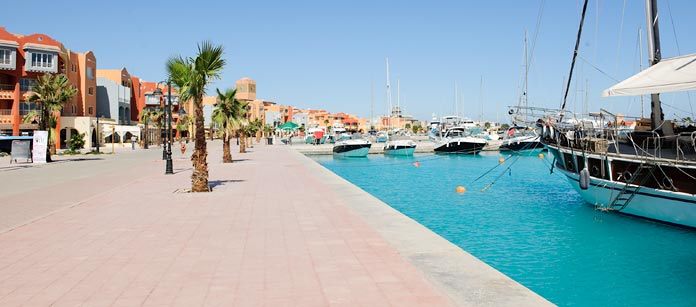 Hotel New Marina Apartments – bestil det hos Spies.