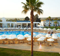 Sunprime Ayia Napa Suites & Spa - for dig som vil bo godt uden børn.