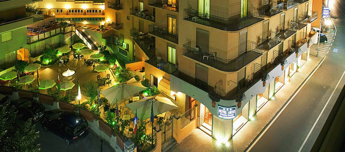 Hotel Ascot – bestil det hos Spies.