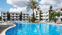 Cala Azul Garden - familiehotel med gode børnerabatter.