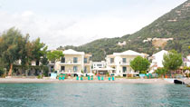 Hotel Madouri Beach Hotel – bestil nemt og bekvemt hos Spies
