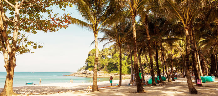 Rejser til Surin Beach. Bestil rejser til  Surin Beach hos Spies